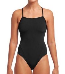 Funkita STILL BLACK - damski kostium do pływania Single Strap. Czarne stroje jednoczęściowe damskie FUNKITA, l, bez wzorów. Za 199.00 zł.