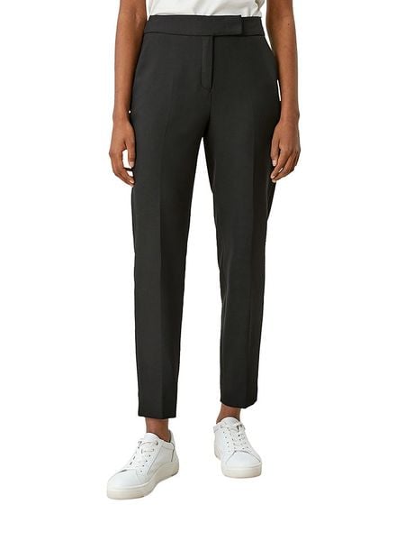 S.Oliver Spodnie w kolorze czarnym rozmiar: 34. Czarne spodnie materiałowe damskie S.Oliver, bez wzorów, z materiału. Za 93.07 zł.