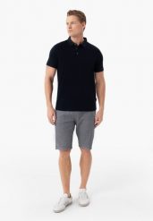 Krótkie spodnie chino P-BRAXTON. Szare szorty męskie Volcano, na lato, bez wzorów, z elastanu, klasyczne. Za 169.99 zł.