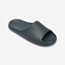 Klapki basenowe Nabaiji 500 Style. Zielone klapki damskie NABAIJI, bez wzorów, z materiału, bez obcasa. Za 59.99 zł.