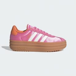 Buty VL Court Bold Junior. Białe buty sportowe na co dzień damskie Adidas, bez wzorów, na jogę i pilates. Za 279.00 zł.