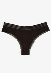 Czarne Majtki Stringi z Bawełny z Ozdobną Gumką i Koronką Torstia. Czarne stringi damskie Born2be, l, z aplikacjami, z bawełny. Za 4.99 zł.