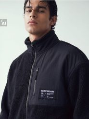 Rozpinana bluza sherpa ze stójką i kontrastowym panelem - czarny. Czarne bluzy bez kaptura męskie Sinsay, l. Za 79.99 zł.