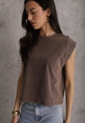 Brązowy Top z Bawełny w Stylu Grunge z Szeroką Linią Ramion Tezorea. Brązowe topy damskie Renee, m, bez wzorów, z bawełny, bez kołnierzyka. Za 74.99 zł.