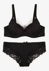 Czarny Koronkowy Komplet Biustonosz i Majtki Figi w Klasycznym Stylu Ezirene. Czarne figi damskie Renee, z aplikacjami, z jeansu. Za 39.99 zł.