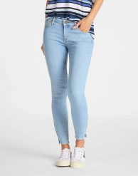 LEE SCARLETT SKINNY CROPPED DAMSKIE SPODNIE JEANSOWE LIGHT COROVAL L30CMFOC 112106363. Spodnie materiałowe damskie Lee, bez wzorów, z jeansu. Za 199.99 zł.