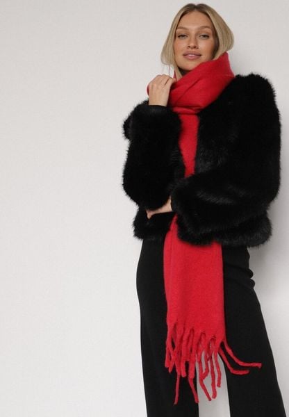 Czerwony Szalik z Frędzlami Owedarria. Czerwone szaliki i kominy damskie Born2be, bez wzorów, z dresówki. Za 44.99 zł.