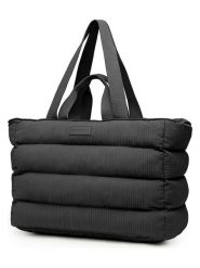 Puccini Torba podróżna w kolorze czarnym - 42 x 32 x 18 cm rozmiar: onesize. Czarne torby na laptopa damskie Puccini, bez wzorów, z materiału, pikowane, bez dodatków. Za 154.95 zł.
