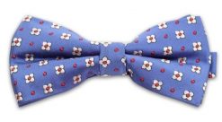 Niebieksa Mucha w Drobne Białe Kwiatki, Kwiaty, Męska. Niebieskie krawaty i muchy męskie Vernon, bez wzorów, eleganckie. Za 29.00 zł.