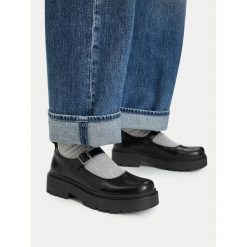 Półbuty G-Star. Czarne półbuty damskie G-Star, bez wzorów, retro, bez obcasa, na płaskiej podeszwie. Za 199.99 zł.