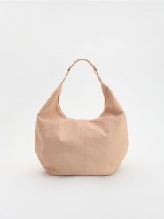 Torebka hobo - beżowy. Brązowe torebki klasyczne damskie Reserved, bez wzorów, ze skóry, bez dodatków. W wyprzedaży za 69.99 zł.