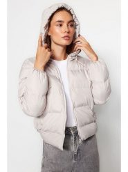 Trendyol Kurtka zimowa w kolorze kremowym rozmiar: S. Brązowe kurtki damskie Trendyol, na zimę, s, bez wzorów, z puchu, bez kaptura. Za 78.99 zł.