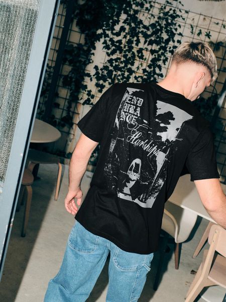 MANTO t-shirt RESOLVE czarny. Czarne t-shirty damskie Manto, xs, bez wzorów, z bawełny, bez kołnierzyka. Za 109.00 zł.