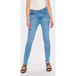 Pepe Jeans - Jeansy Regent x Wiser Wash. Niebieskie jeansy damskie Pepe Jeans. W wyprzedaży za 129.90 zł.