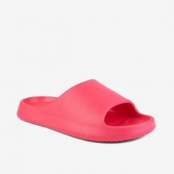 Klapki damskie Coqui, materiał Coquiair, malinowe. Czerwone klapki damskie Coqui, bez wzorów, z materiału, bez obcasa, na płaskiej podeszwie. Za 111.99 zł.