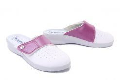 INBLU 50-33V 067 azalea, klapki damskie. Białe klapki damskie Inblu, bez wzorów, bez obcasa, na koturnie. Za 47.99 zł.