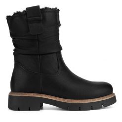 Botki Clara Barson. Czarne botki damskie Clara Barson, bez obcasa, na płaskiej podeszwie, bez zapięcia. Za 179.99 zł.