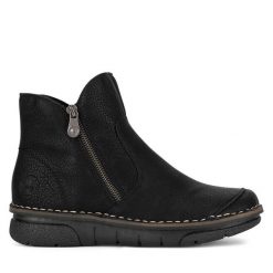Botki Rieker. Czarne botki damskie Rieker, bez obcasa, na płaskiej podeszwie, bez zapięcia. Za 244.99 zł.