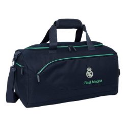 Torba sportowa REAL MADRID 50 x 25 x 25 cm. Torby podróżne damskie Real Madrid, bez wzorów. Za 209.00 zł.
