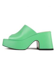 Loft37 Skórzane klapki w kolorze zielonym rozmiar: 36. Zielone klapki damskie loft37, bez wzorów, bez obcasa, na obcasie. Za 304.99 zł.