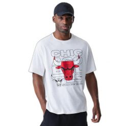 T-shirt oversize Chicago Bulls NBA Outline Graphic. Białe t-shirty męskie New Era, m, bez wzorów, bez kołnierzyka. Za 134.90 zł.