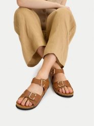 Lasocki Sandały CEO-GRD-22010-04 Brązowy. Brązowe sandały damskie Lasocki, bez wzorów, ze skóry, bez obcasa, na płaskiej podeszwie. Za 149.99 zł.
