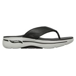 Japonki Skechers Go Walk Arch Fit San 229022-BKGY czarne. Czarne klapki i japonki męskie . Za 331.10 zł.