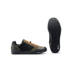 Buty rowerowe enduro MTB męskie NORTHWAVE Tribe 2 zielony. Zielone buty trekkingowe męskie Northwave, bez zapięcia, rowerowe. Za 330.00 zł.