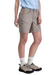 Bergans Szorty softshellowe "Rabot" - Regular fit - w kolorze szarobrązowym rozmiar: 42. Brązowe spodenki sportowe damskie Bergans, z materiału, outdoorowe. Za 228.38 zł.