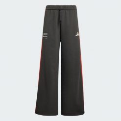 Spodnie Z Szerokimi Nogawkami Audi Revolut F1 Team Dna. Czarne spodnie materiałowe damskie Adidas, bez wzorów, z polaru. Za 259.00 zł.