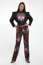 Spodnie damskie we wzór VERSACE JEANS COUTURE. Jeansy damskie Versace Jeans Couture. Za 1,789.00 zł.