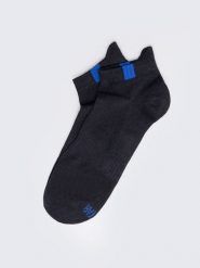 BIG STAR Skarpety w kolorze granatowym rozmiar: 39-42. Niebieskie skarpetki męskie Big Star, bez wzorów, ze splotem. Za 19.99 zł.