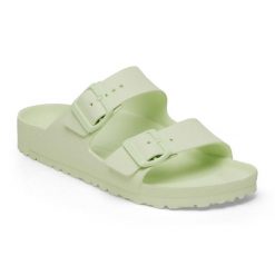 Męskie sandały Birkenstock Arizona EVA zielone regular 1024571. Zielone sandały męskie Birkenstock, z jeansu, z otwartym noskiem, bez zapięcia. Za 258.05 zł.