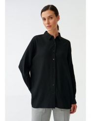 TATUUM Bluzka w kolorze czarnym rozmiar: 42. Czarne bluzki damskie Tatuum, bez wzorów, z wiskozy, bez kołnierzyka, bez ramiączek. Za 131.12 zł.