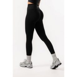 Damskie legginsy bezszwowe z wysokim stanem na fitness – czarny. Czarne legginsy sportowe damskie AESTHETIC WOLF, s, bez wzorów, z dzianiny, z podwyższonym stanem, na fitness i siłownię. Za 269.99 zł.