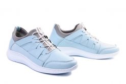 ARTIKER RELAKS 52C0750 błękitny, półbuty damskie. Niebieskie półbuty damskie Artiker Relaks, bez wzorów, bez obcasa. Za 249.90 zł.