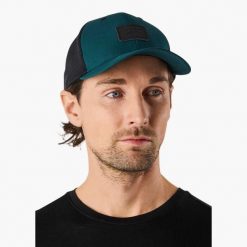 Czapka z daszkiem Unisex Swedemount Nordkap Trucker Cap II. Niebieskie czapki męskie SWEDEMOUNT, bez wzorów, z materiału. Za 71.99 zł.