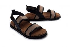 YOKONO BOLUS-255 NAP NEGRO, sandały damskie. Czarne sandały damskie Yokono, bez wzorów, ze skóry, bez obcasa, na płaskiej podeszwie. Za 249.90 zł.