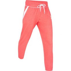 Spodnie sportowe, dł. 7/8, Level 1 bonprix jasnoróżowy melanż. Czerwone spodnie dresowe damskie bonprix, na fitness i siłownię. Za 59.99 zł.