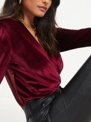 LA Angels Bluzka w kolorze czerwonym rozmiar: L. Czerwone bluzki damskie LA Angels, l, bez wzorów, bez kołnierzyka, bez ramiączek. Za 113.99 zł.