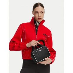 Torebka adidas. Czarne torebki klasyczne damskie Adidas, bez wzorów, bez dodatków. Za 169.99 zł.