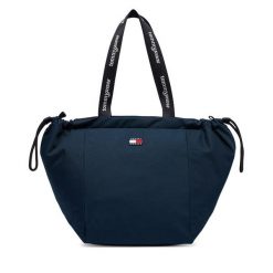Torebka Tommy Jeans. Niebieskie torebki klasyczne damskie Tommy Jeans, bez wzorów, z jeansu, bez dodatków. Za 329.99 zł.