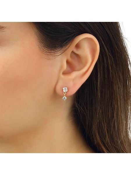 Miu Silver Pozłacane kolczyki-wkrętki z cyrkoniami rozmiar: onesize. Szare kolczyki damskie Miu Silver, z cyrkonią, pozłacane. Za 69.99 zł.