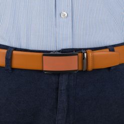 Pasek męski skórzany 3,5 cm klamra automatyczna Beltimore camel 02-572 : Kolory - brązowy, beżowy, Rozmiar pasków - r.115-130 cm. Brązowe paski męskie bez wzorów, ze skóry, wizytowe. Za 64.99 zł.