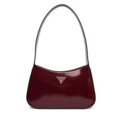 Torebka Guess. Czerwone torebki klasyczne damskie Guess, z aplikacjami, bez dodatków. Za 549.99 zł.