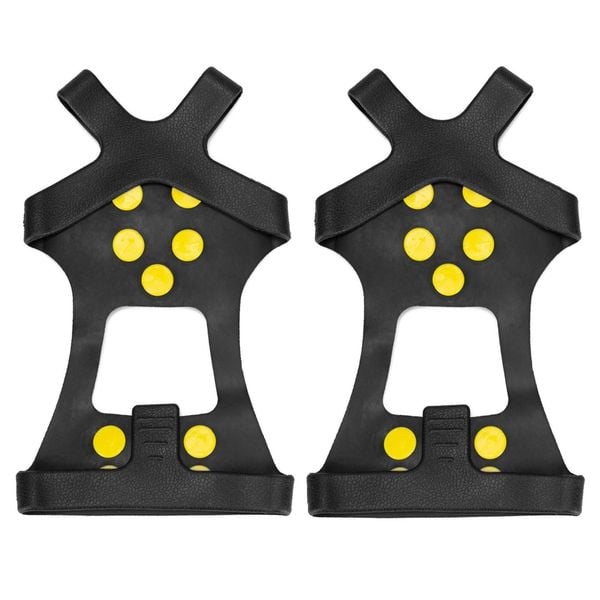 Raczki na buty turystyczne, antypoślizgowe nakładki kolce rozmiar 35-38 czarne. Czarne buty trekkingowe męskie SPRINGOS. Za 8.99 zł.