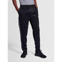 Spodnie dresowe męskie sportowe Hummel hml Authentic Pants. Czarne spodnie dresowe męskie HUMMEL, bez wzorów, z dresówki. Za 191.00 zł.