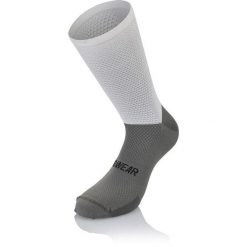 Skarpetki Mb Wear Pro Graphene. Szare skarpetki damskie MB WEAR, bez wzorów. Za 152.47 zł.