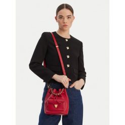 Torebka Coccinelle. Czerwone torebki klasyczne damskie Coccinelle, bez wzorów, bez dodatków. Za 1,269.00 zł.