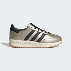 Buty Run 70S 2.0. Białe obuwie do biegania damskie Adidas. Za 299.00 zł.